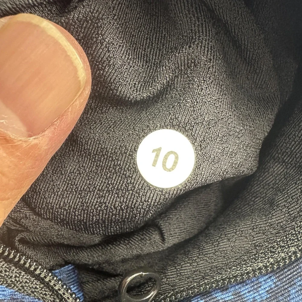 Lululemon Jacket Womens 10 Blue Geometric Full Zip Thumbholes Athletic Yoga